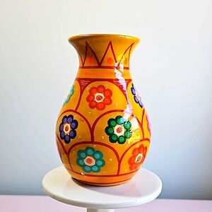 Rosita Guerrero Hand-painted earthenware 4.75" Vase